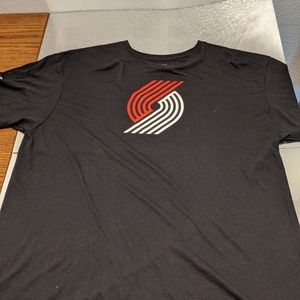 Trailblazers logo Moda Center T-Shirt (prize)